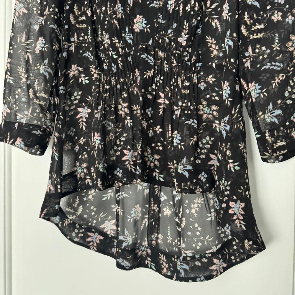 VERONICA BEARD Thompson Floral 100% Silk Ruffle Blouse Top Black Size 2 - Picture 7 of 10
